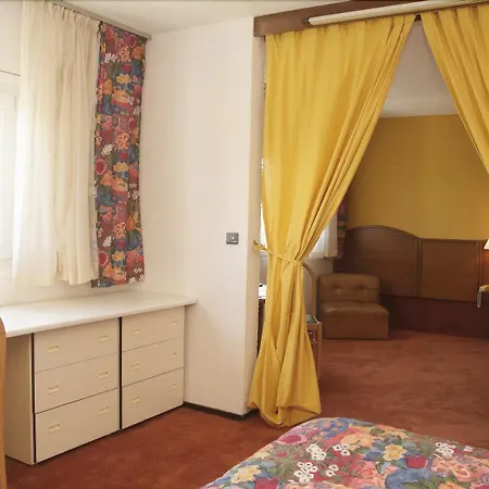 Ibis Styles Nancy 3* لاكْسو